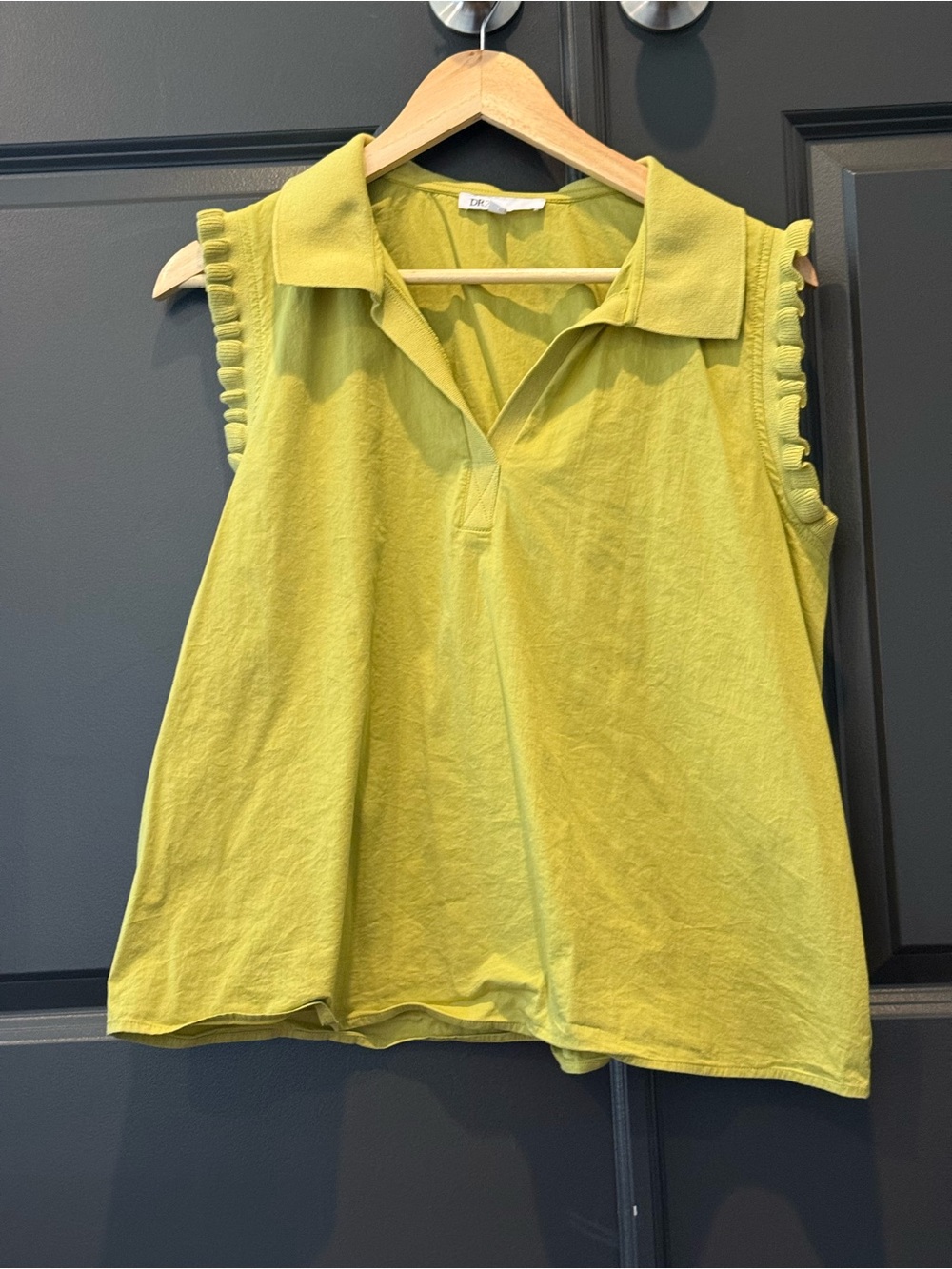 Dr2 Sleeveless Collared Tank in Bright Lime